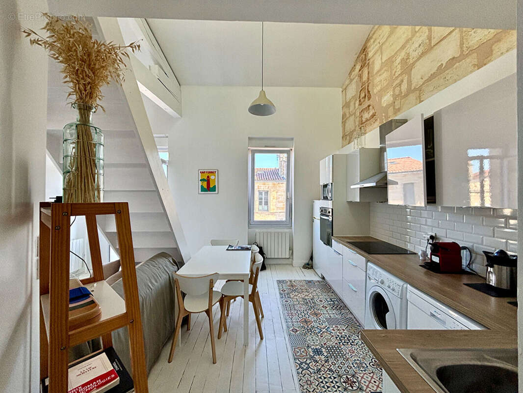 Appartement à BORDEAUX