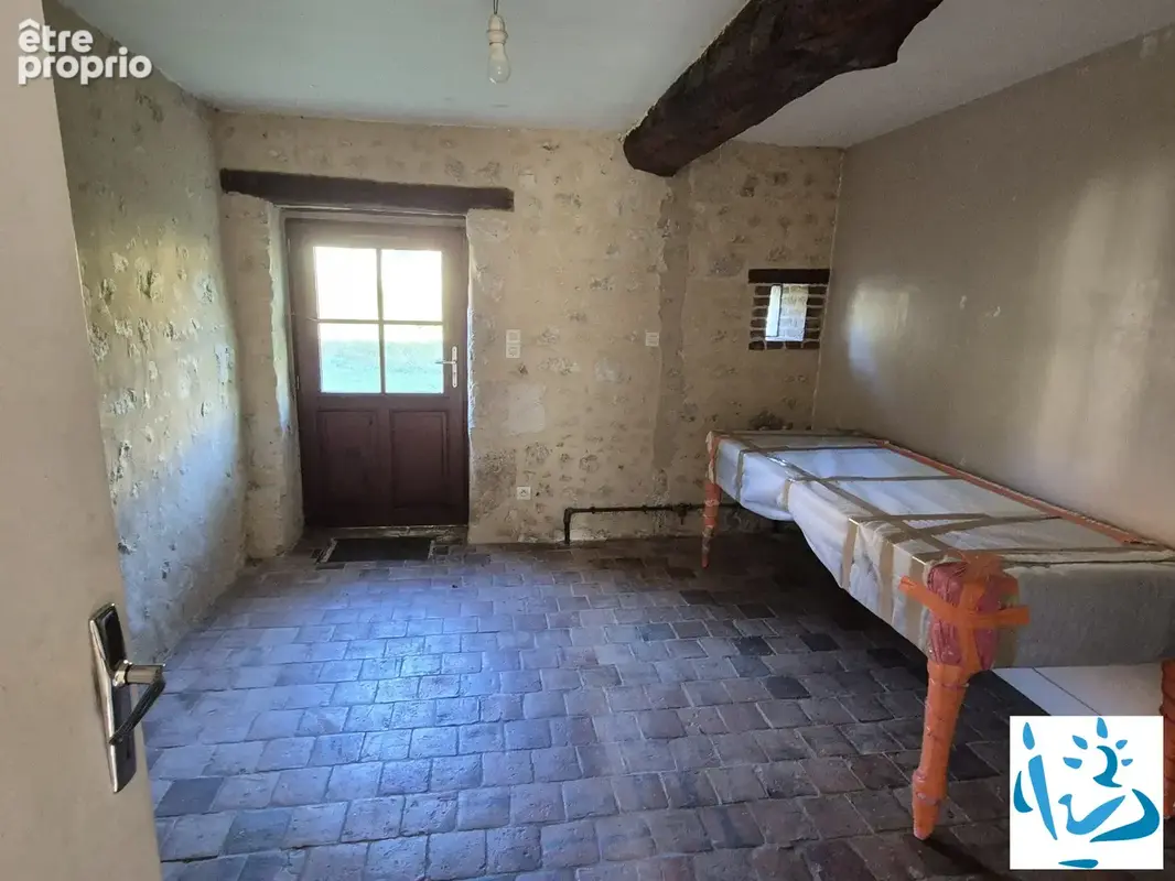 Maison 5 pièces 89 m² à vendre à Mortagne-Au-Perche (61400) - photo 7