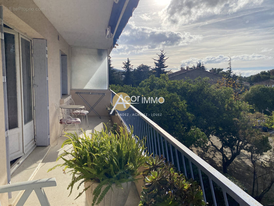Appartement à SIX-FOURS-LES-PLAGES