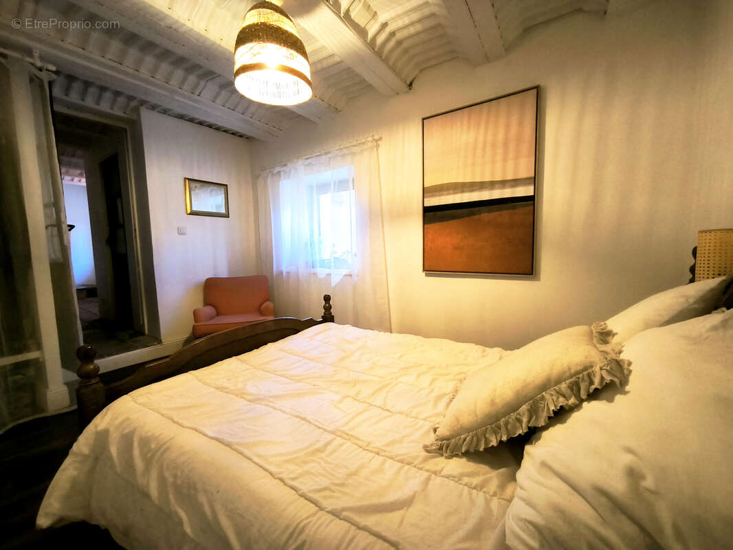 Maison à LA BRUGUIERE