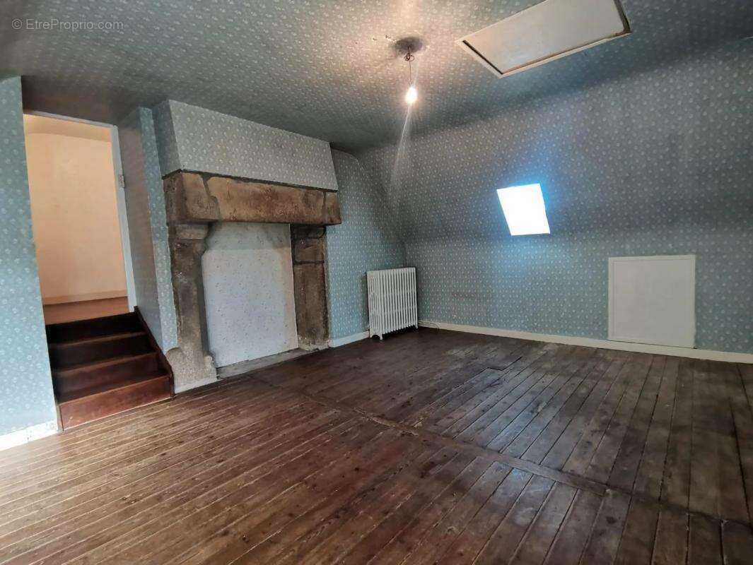 Maison à PLEYBER-CHRIST