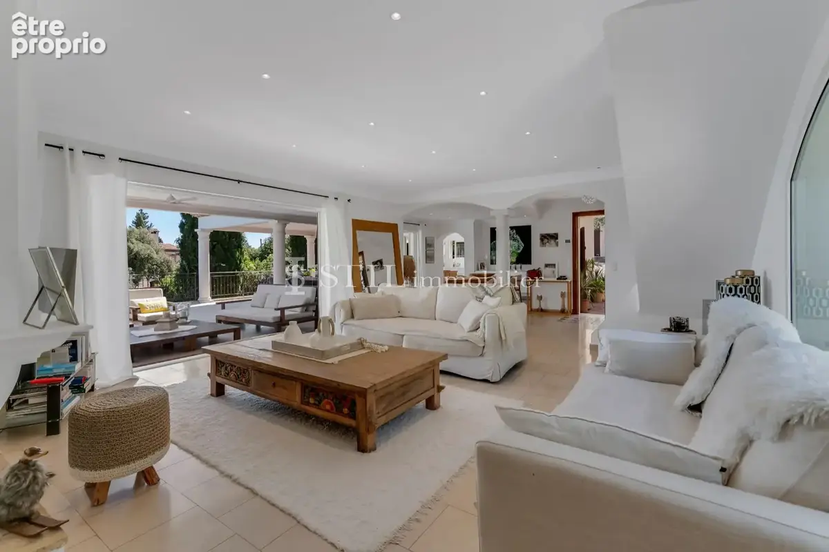 Maison 8 pièces 370 m² à vendre à Sainte-Maxime (83120) - photo 5