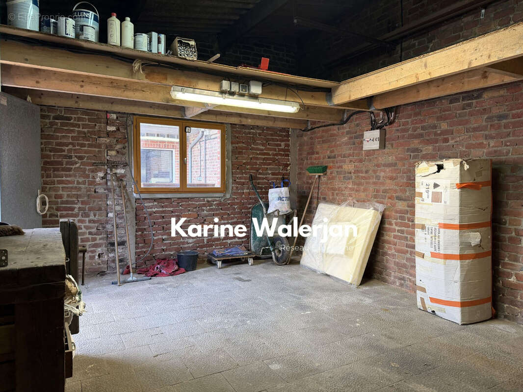 Maison à COURRIERES