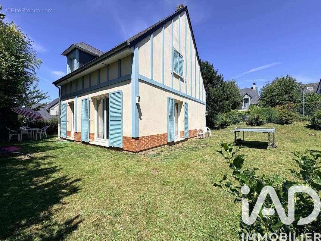 Maison 94 m² à Touques  - photo 2