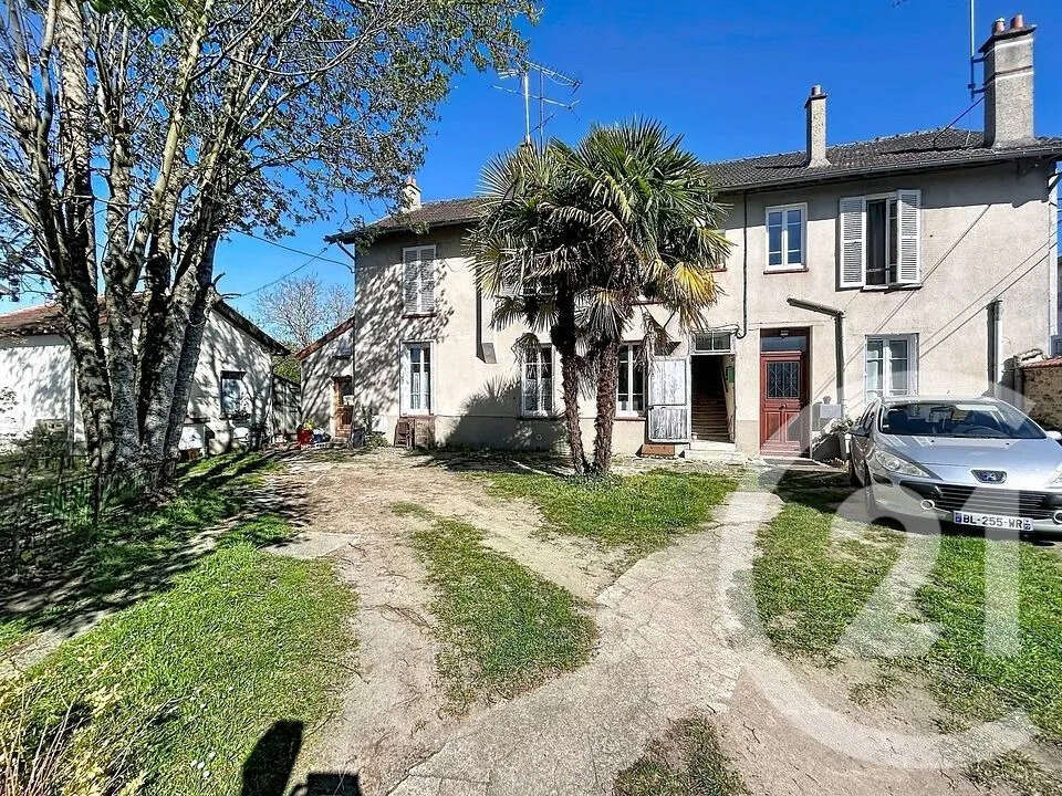Appartement à DAMMARIE-LES-LYS