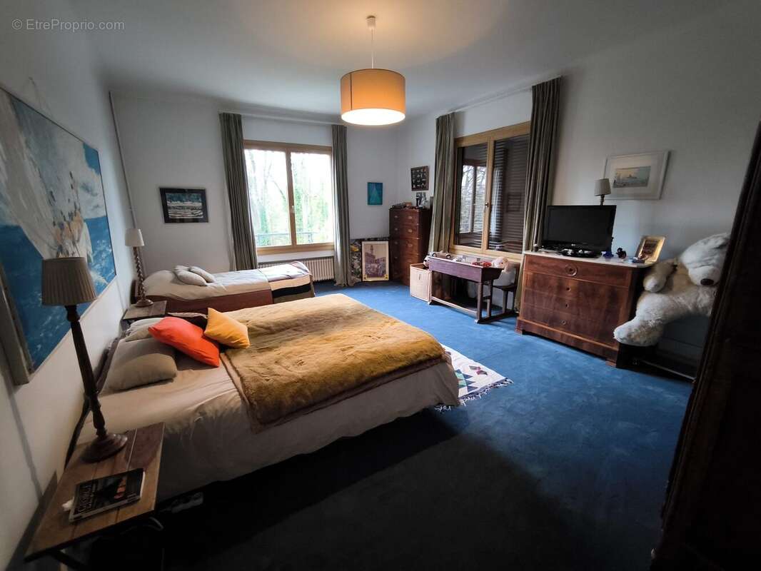 Maison à MONT-SAINT-PERE