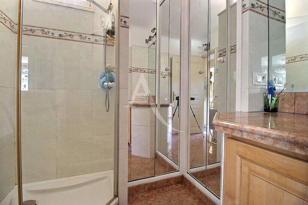 Exclusivite marseille 9 - secteur mazargues ? traverse du puits - appartement 2 chambres - traversant - lumineux - calme absolu  - photo 7