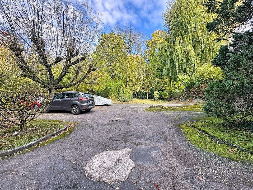 Appartement à BIEVRES