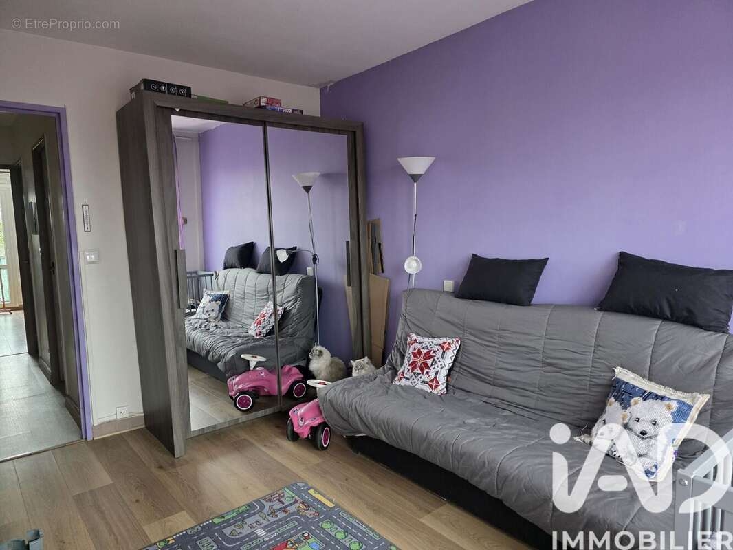 Photo 8 - Appartement à LIVRY-GARGAN