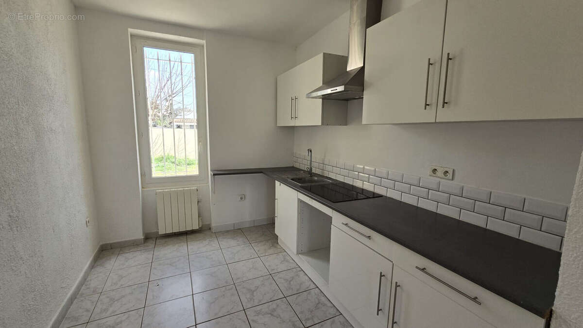 Maison à LE CASTELLET