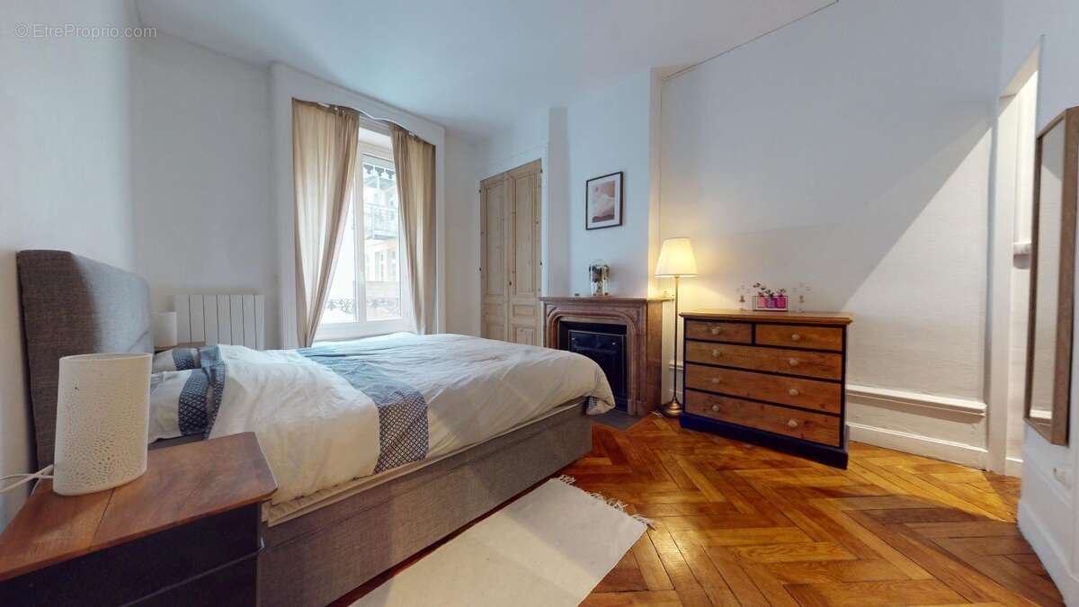 Appartement à LYON-6E