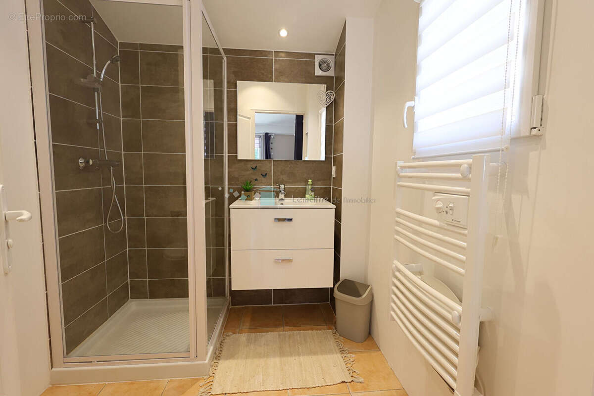 Villa Peymeinade 170 m² avec piscine et jardin 1493 m² - photo 16