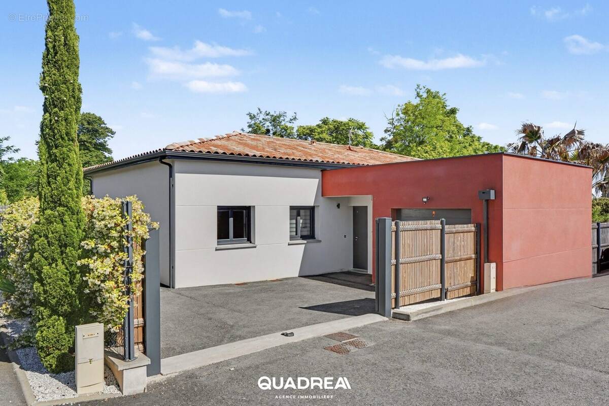 Maison à BOULOC