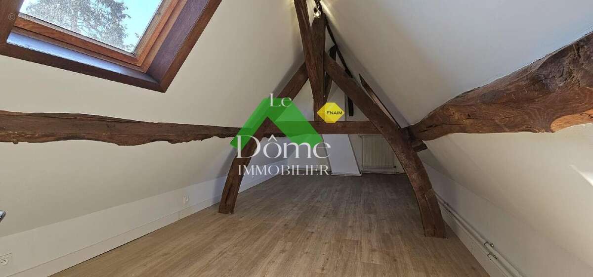 Maison à SAINTE-GENEVIEVE