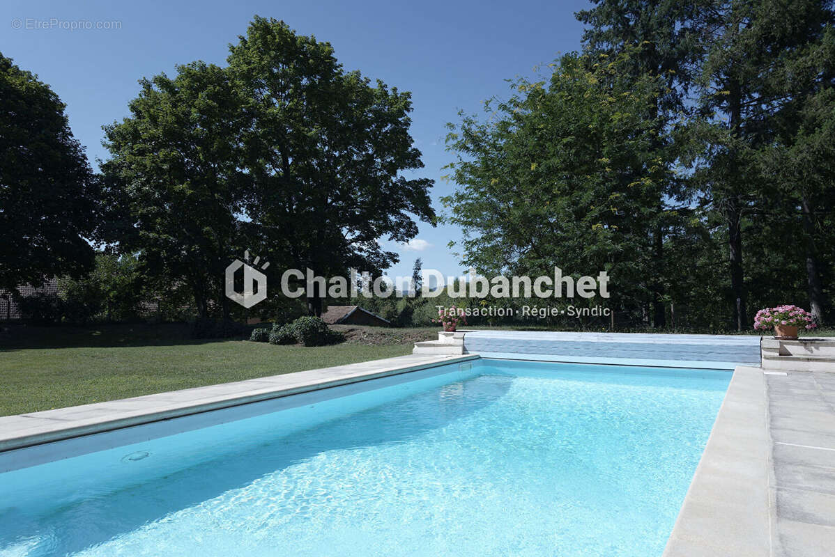 Maison à RIORGES