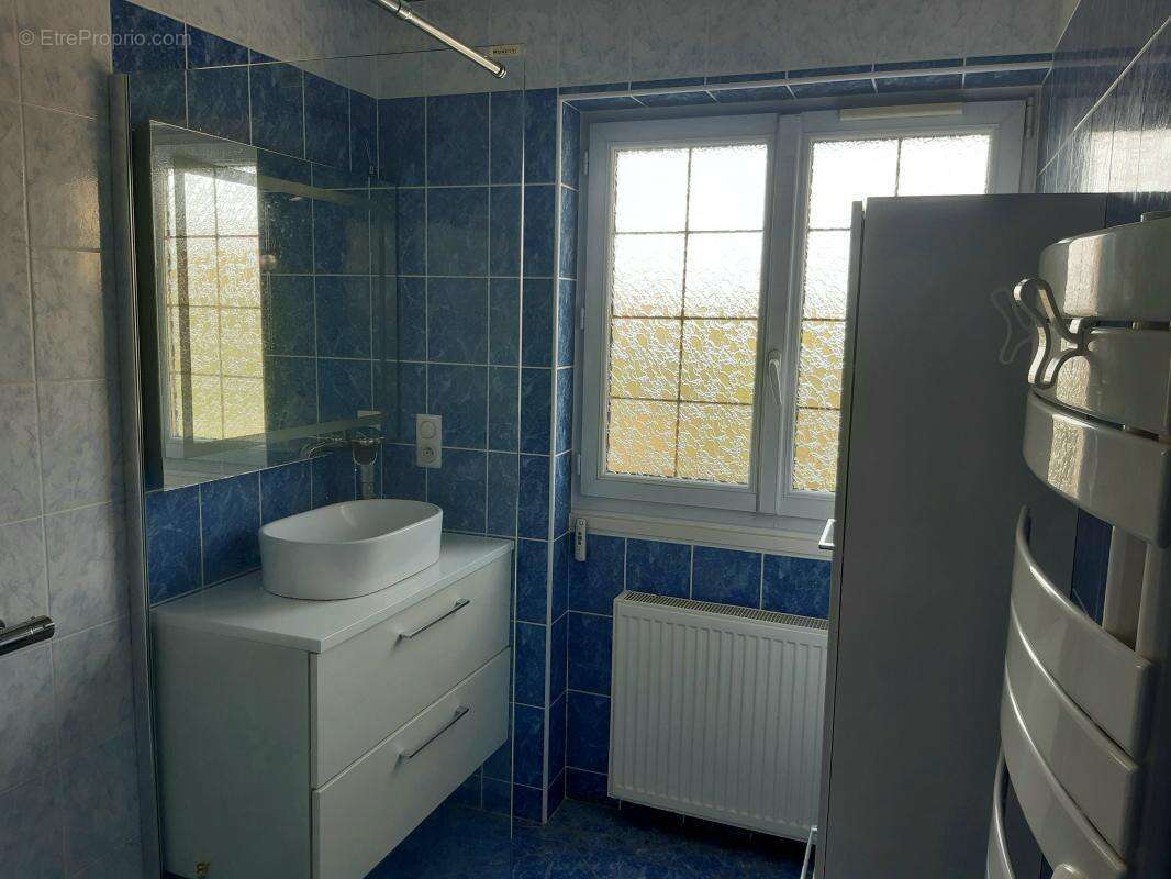 Maison à PUY-GUILLAUME