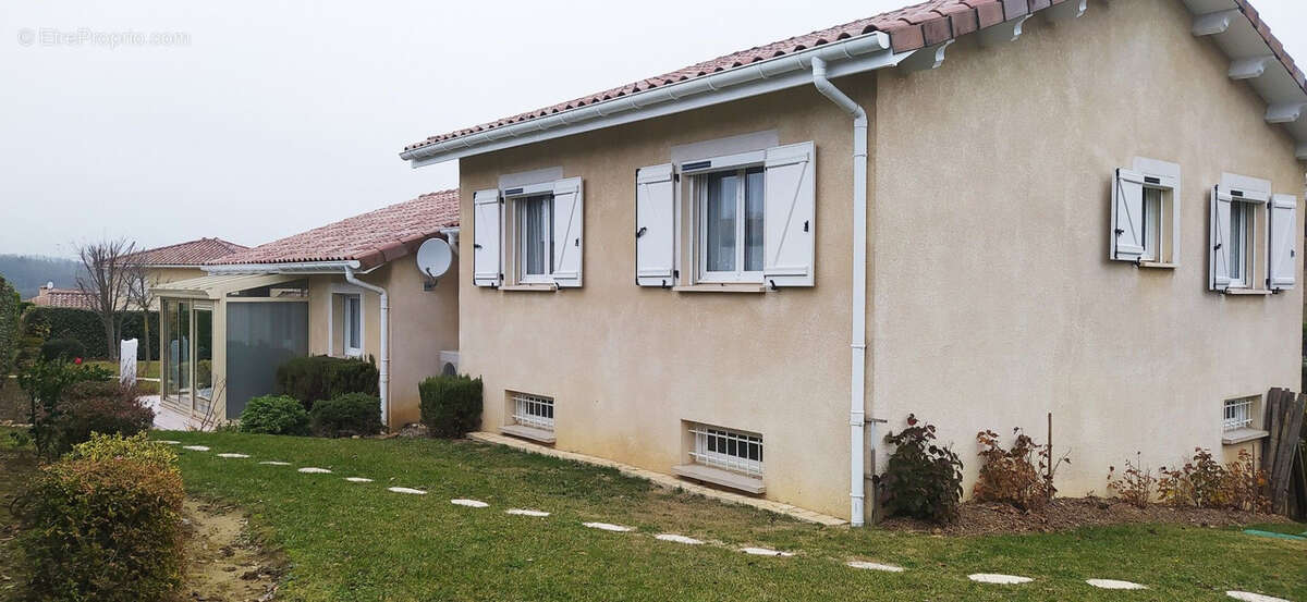 Maison à HAUTERIVES