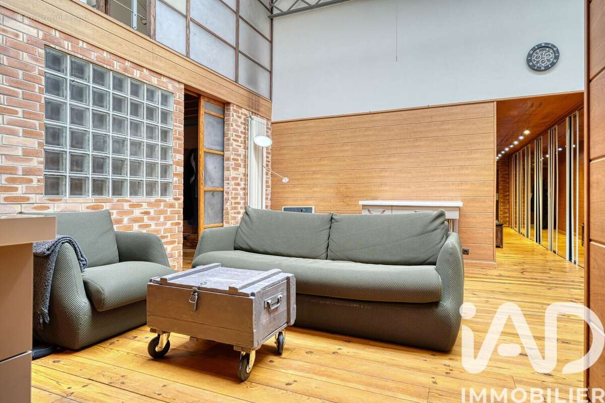 Photo 2 - Commerce à ARGENTEUIL