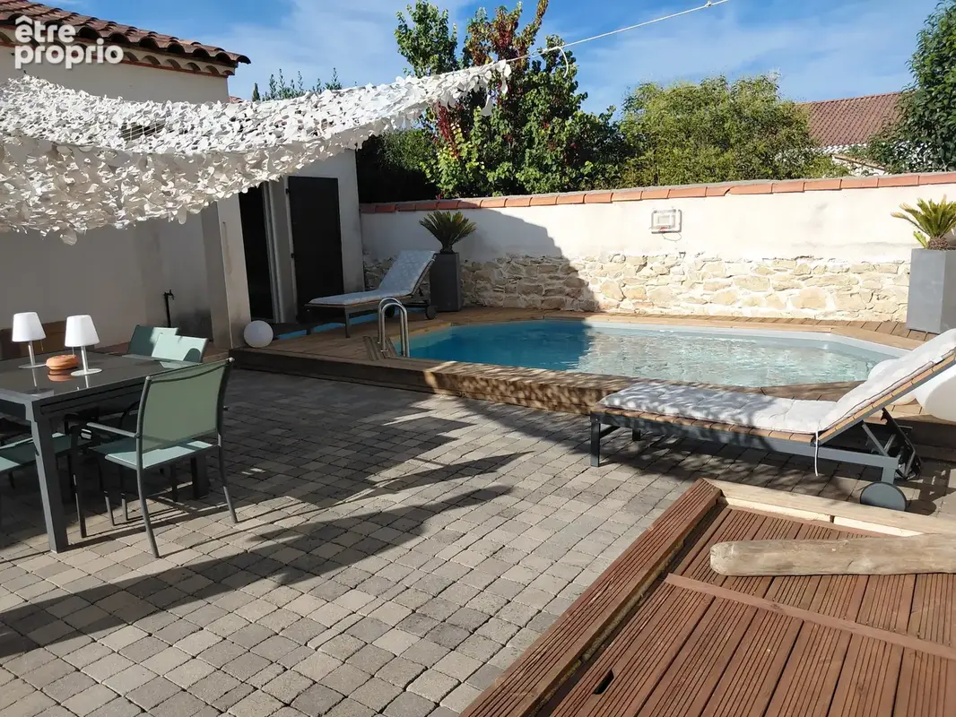 Maison à UCHAUD