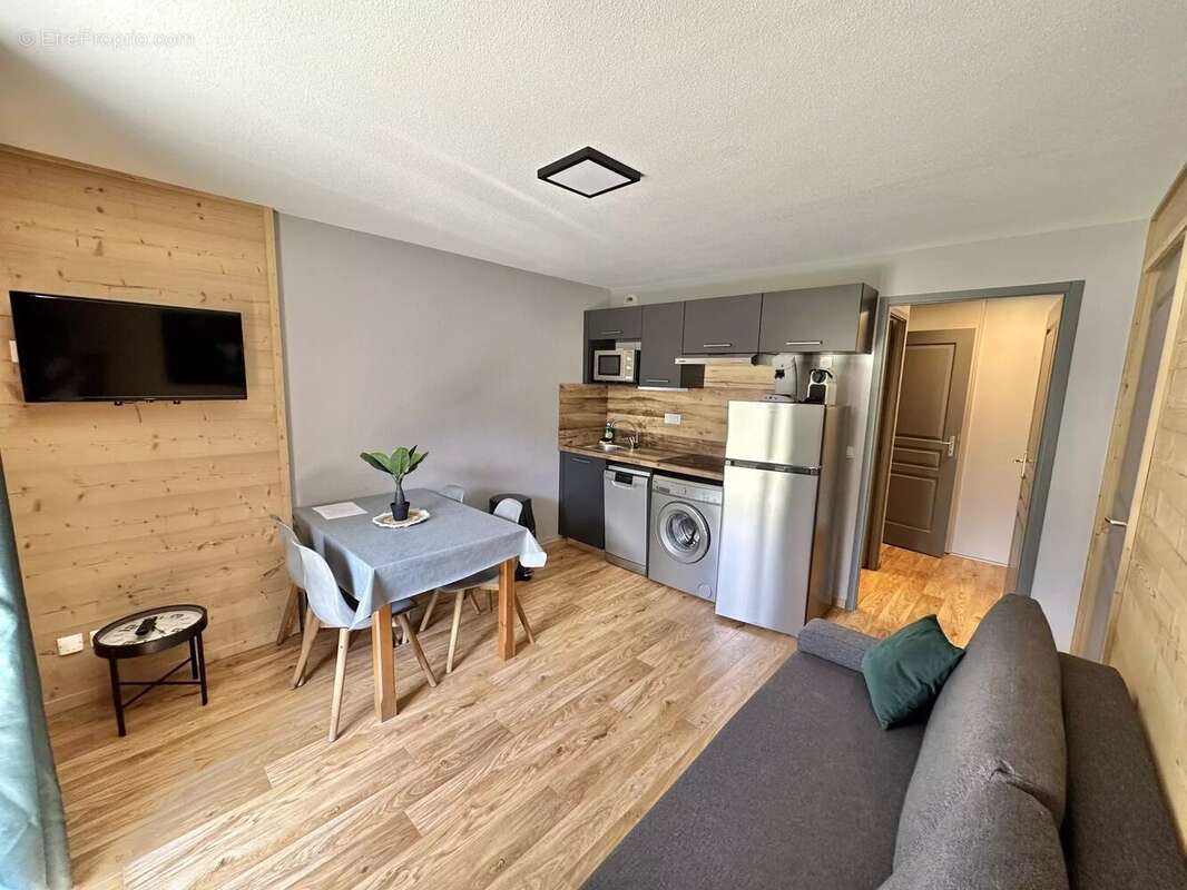 Appartement à ALBIEZ-MONTROND