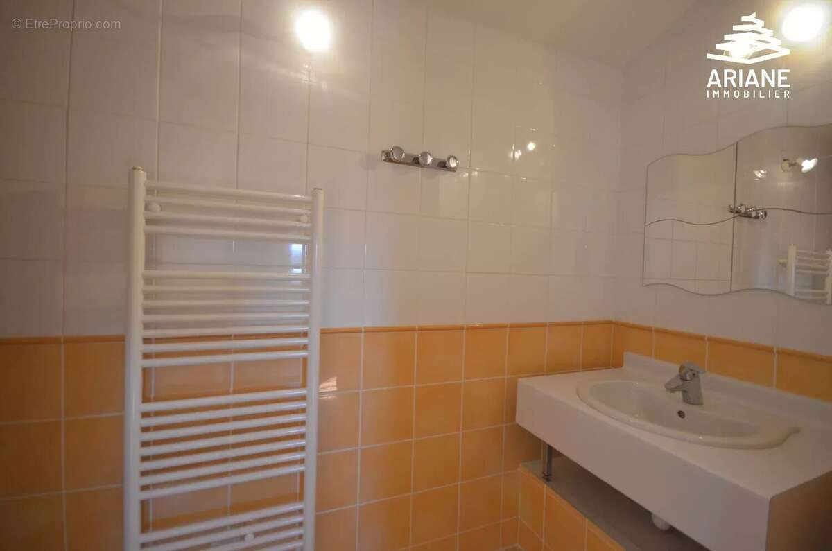 Maison à FRANCHEVILLE