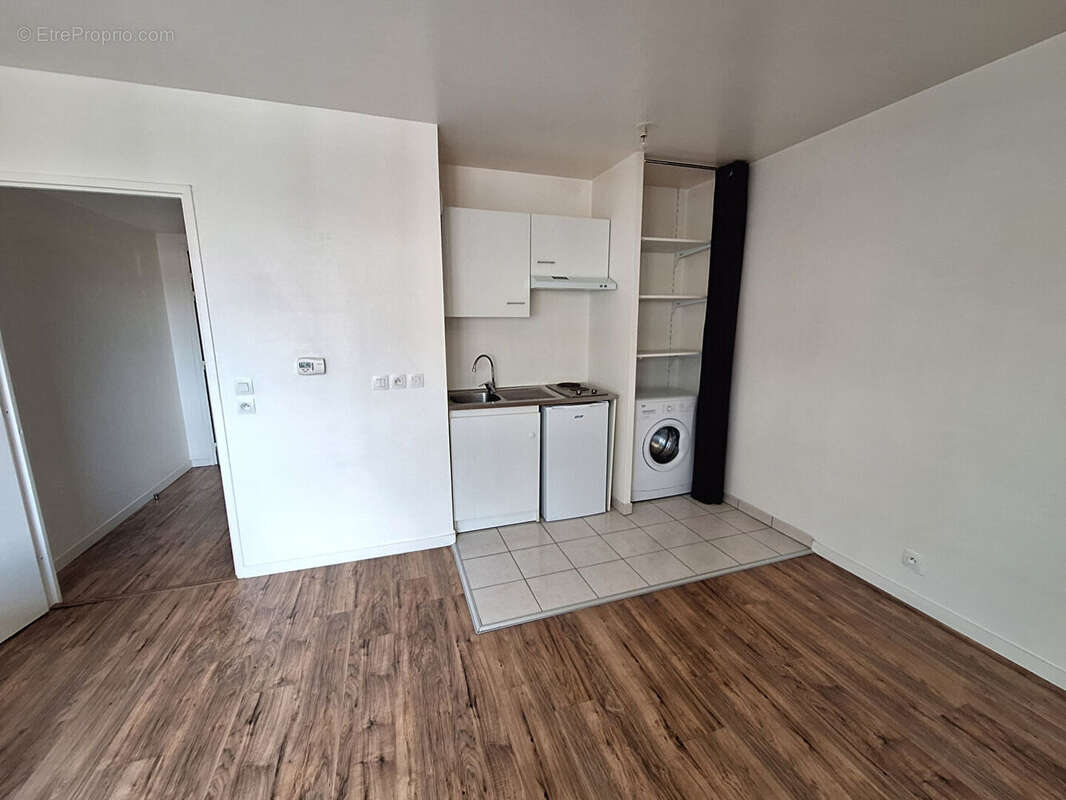 Appartement Saint Brice Sous Foret 1 pièce(s) 27.89 m2 - photo 10