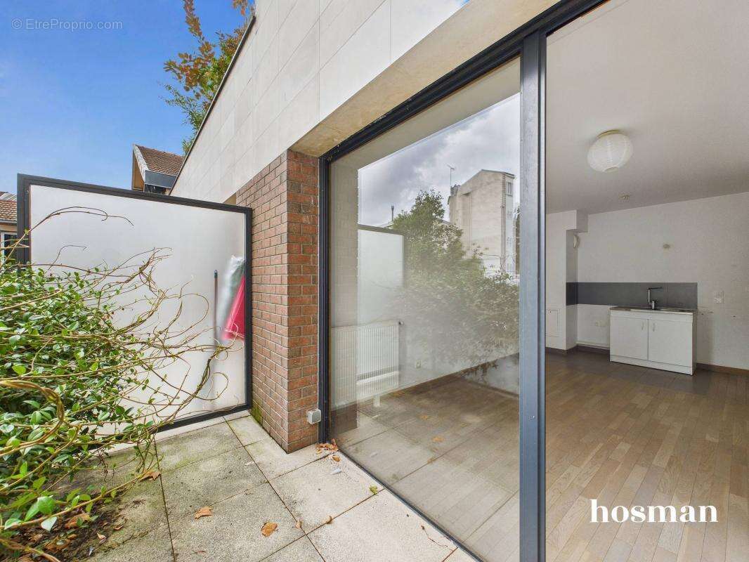 Appartement à LES LILAS