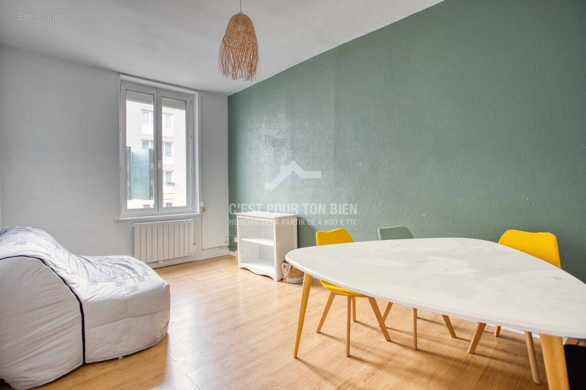 Appartement à LEZENNES