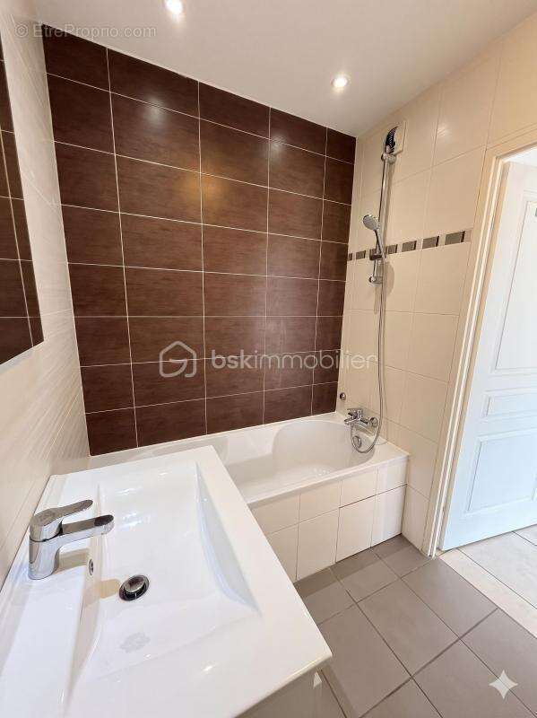 Appartement à ECHIROLLES