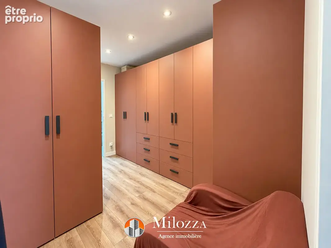 Villefontaine - Maison Type 5, 117,71 m² habitables, 4 chambres, suite parentale, terrain 674 m² - photo 9