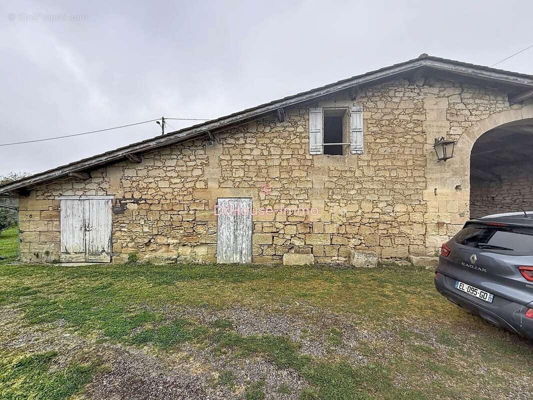 Autre à SALIGNAC