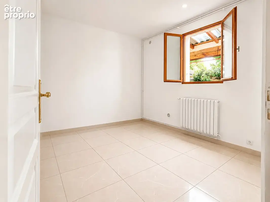Maison individuelle avec piscine, dépendance et stationnement - aux portes des calanques de sormiou - 13009 marseille - photo 7