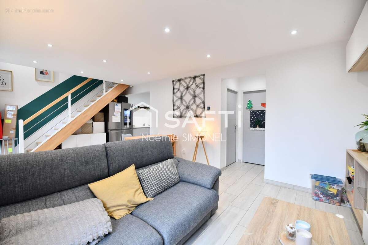 Photo 4 - Maison à CERNY