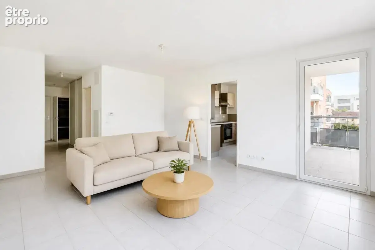 Appartement de 4 pièces de 80,3 m² à Vénissieux - photo 5