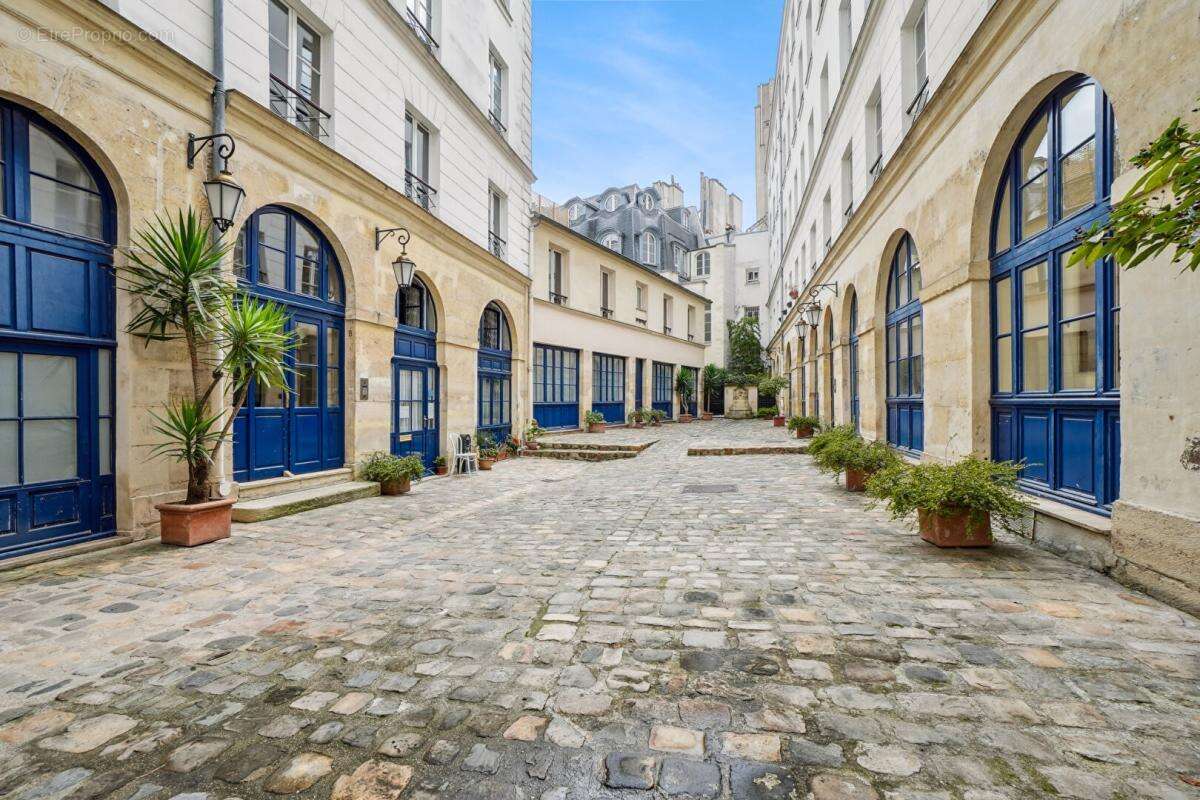 Appartement à PARIS-6E