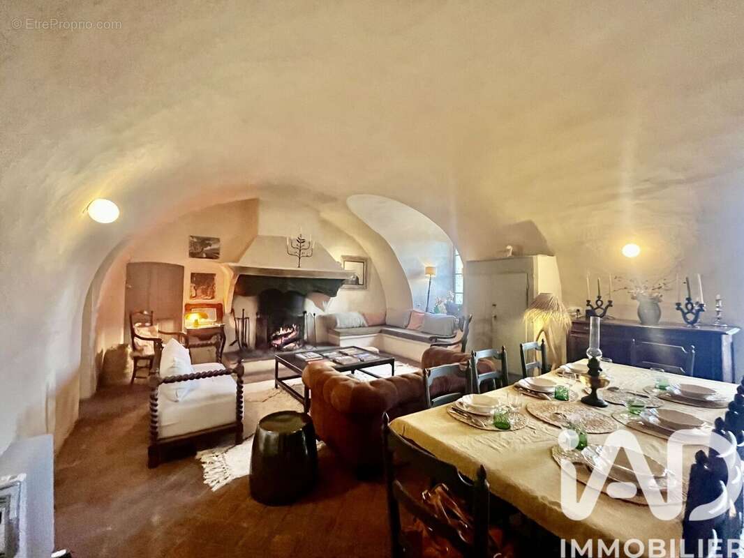 Photo 8 - Maison à SAINT-JULIEN