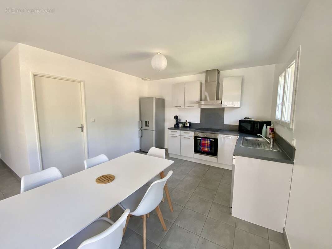 Maison 80 m² à Mios  - photo 22