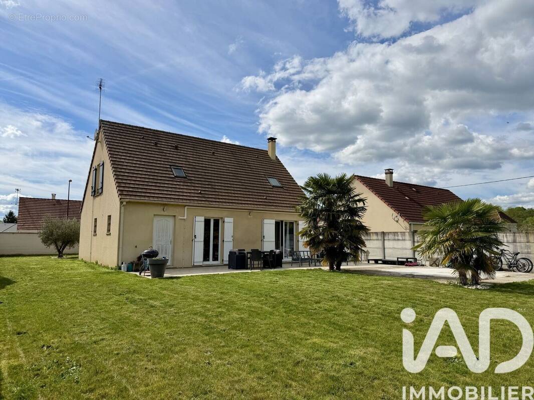 Photo 1 - Maison à VIGNOUX-SUR-BARANGEON