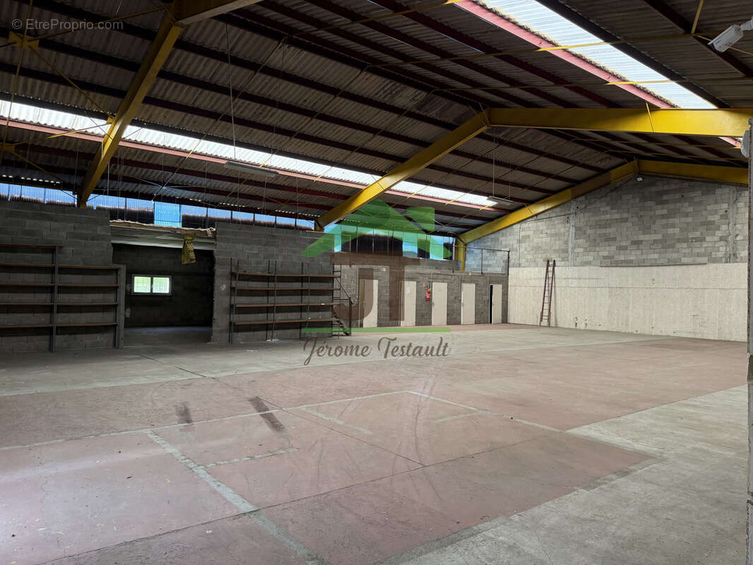 CHATEAUDUN (Forte visibilité) Bâtiment industriel - photo 12