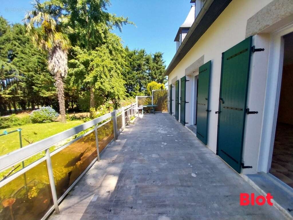 Maison à MINIAC-MORVAN