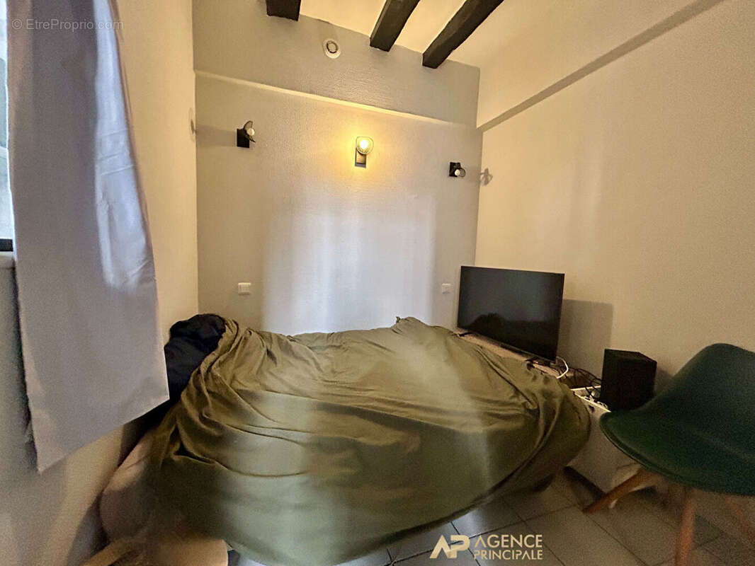 Appartement T2 meublé en plein coeur du centre-ville de La Rochelle - photo 6