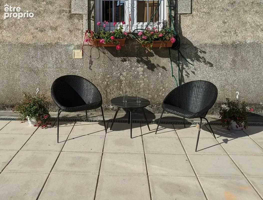 FINISTÈRE.  Charmant appartement T3 en duplex de 89 m², 2 chambres et 2 salles d'eau, à Scrignac - photo 13