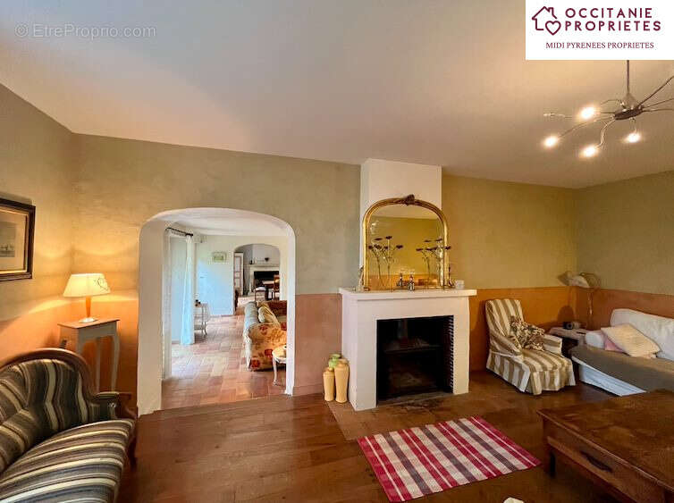 Maison à LABASTIDE-D&#039;ANJOU