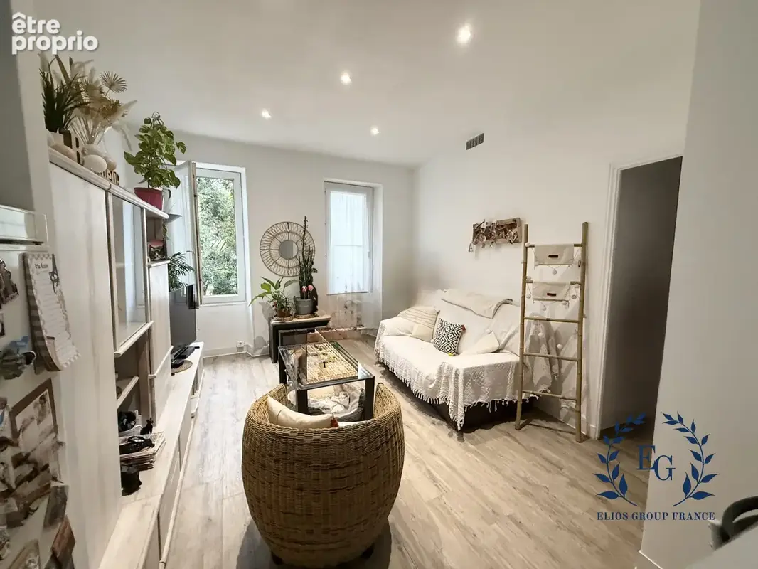 Appartement à MARSEILLE-7E