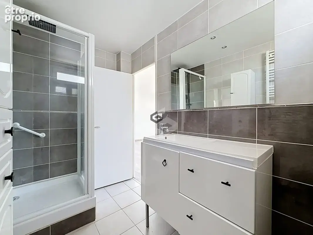 Appartement 4 pièces 73 m² à vendre à Reims (51100) - photo 8