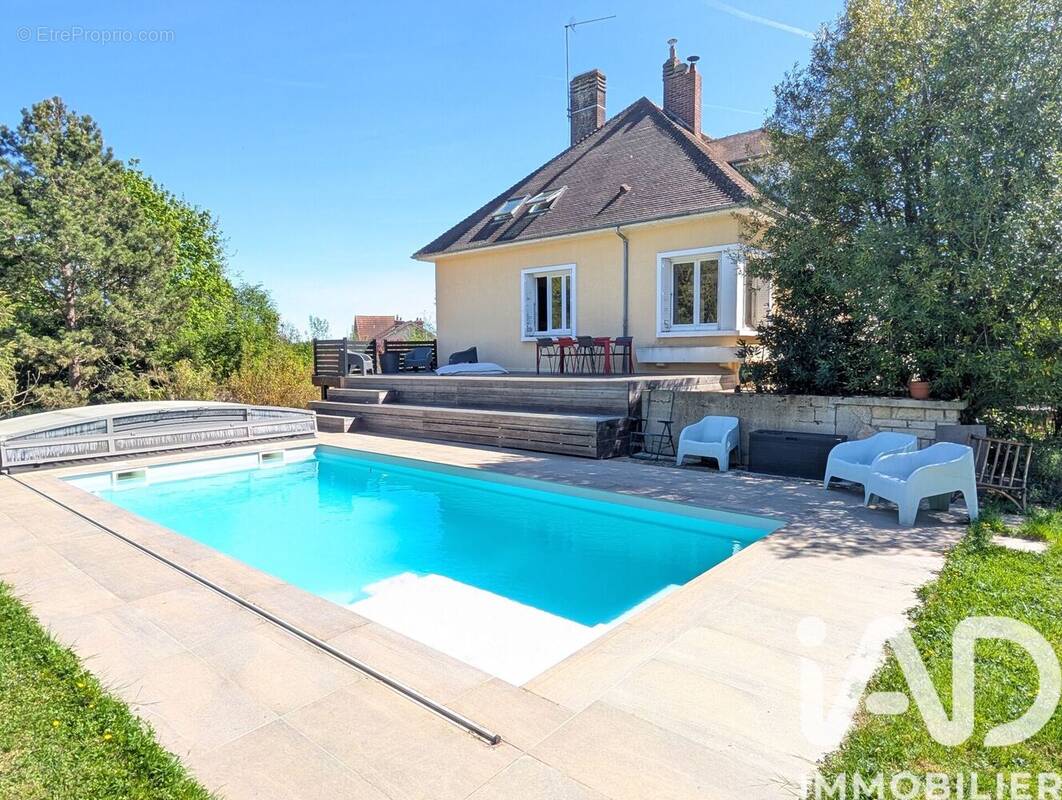 Photo 1 - Maison à AUXERRE