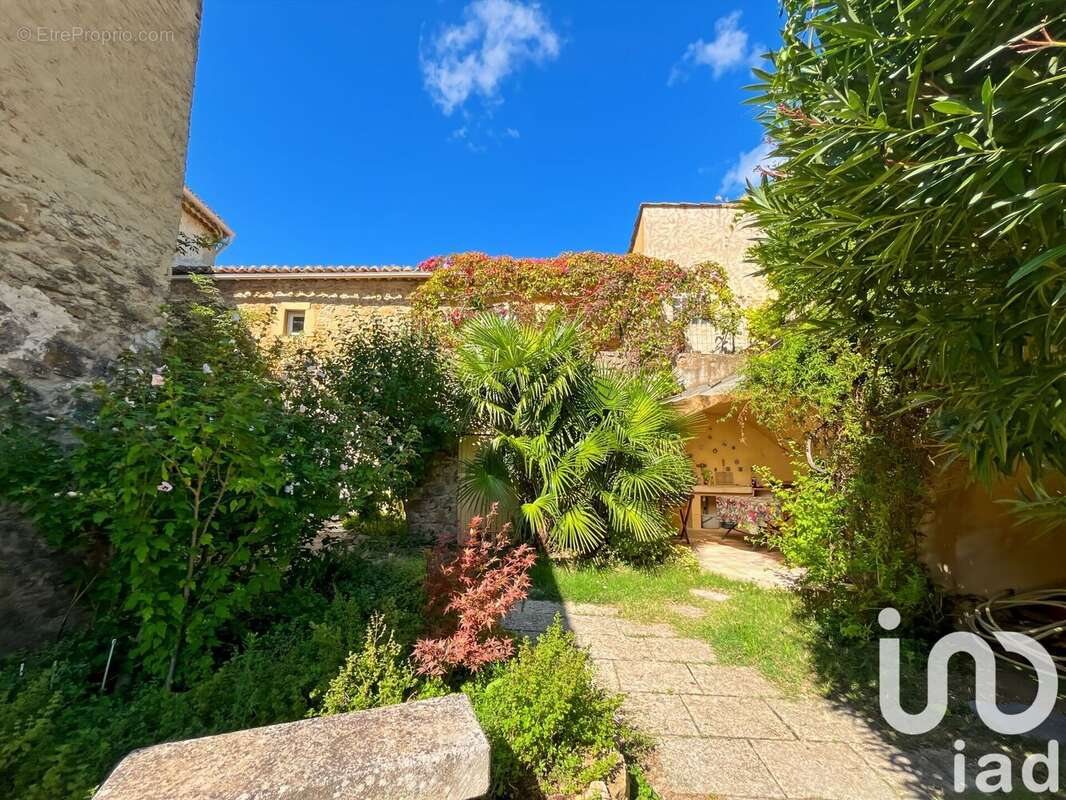 Maison 230 m² à Sabran  - photo 2