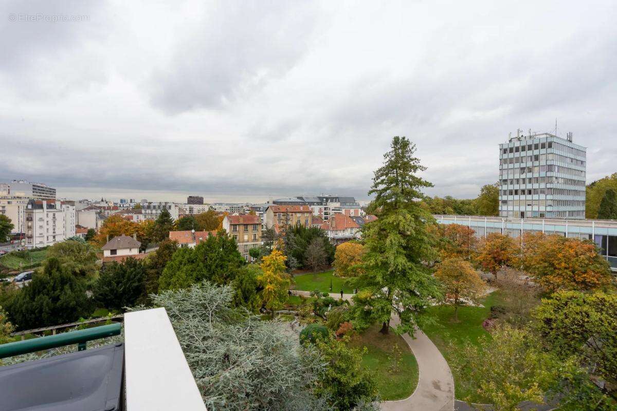 Appartement à ROSNY-SOUS-BOIS