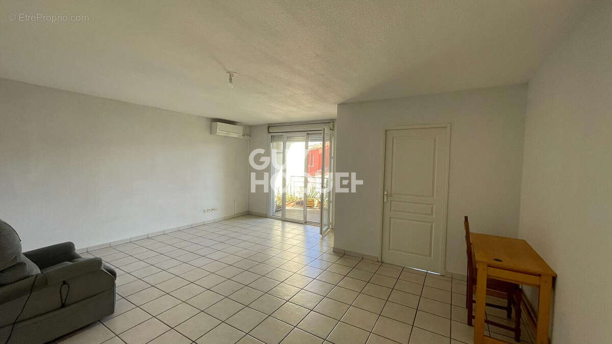 Appartement à MEZE