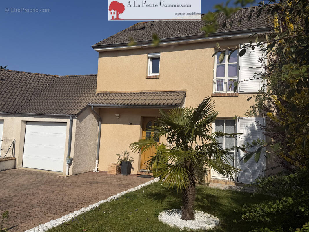 Maison à LUCE